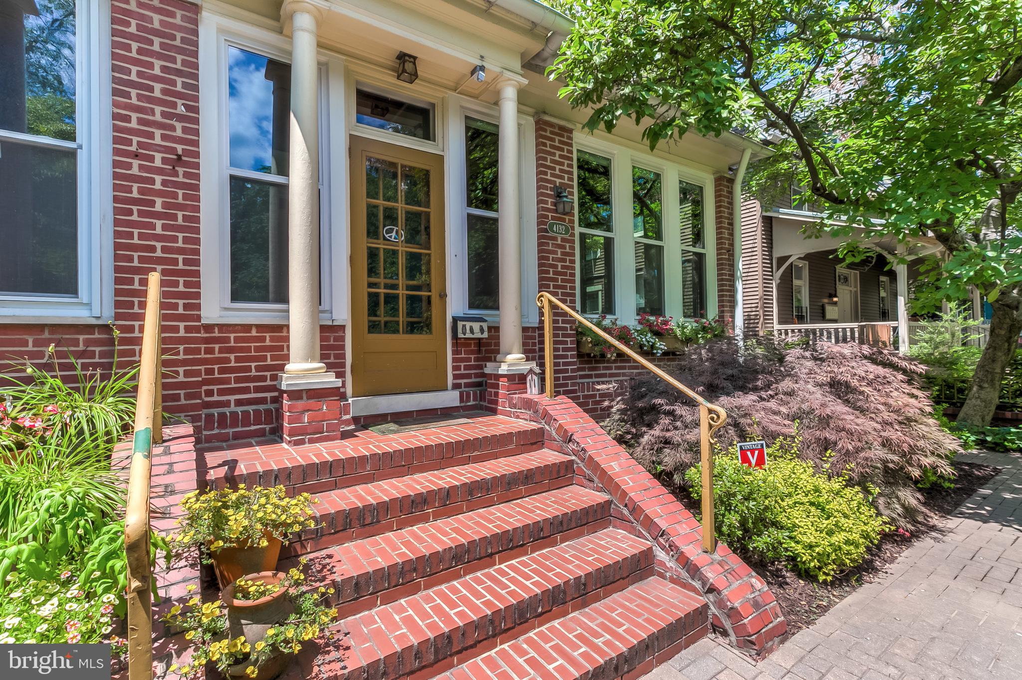 4132 Roland Avenue Baltimore, MD 21211 - Photo 4 of 52