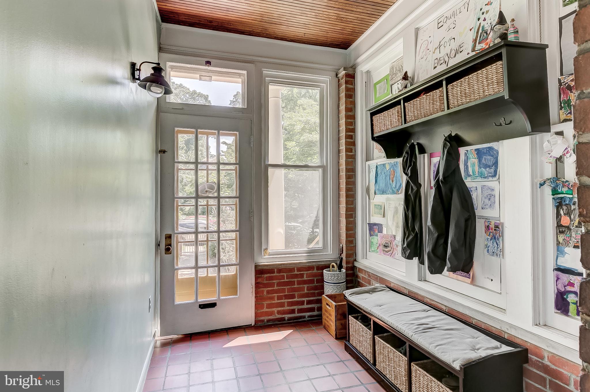 4132 Roland Avenue Baltimore, MD 21211 - Photo 5 of 52