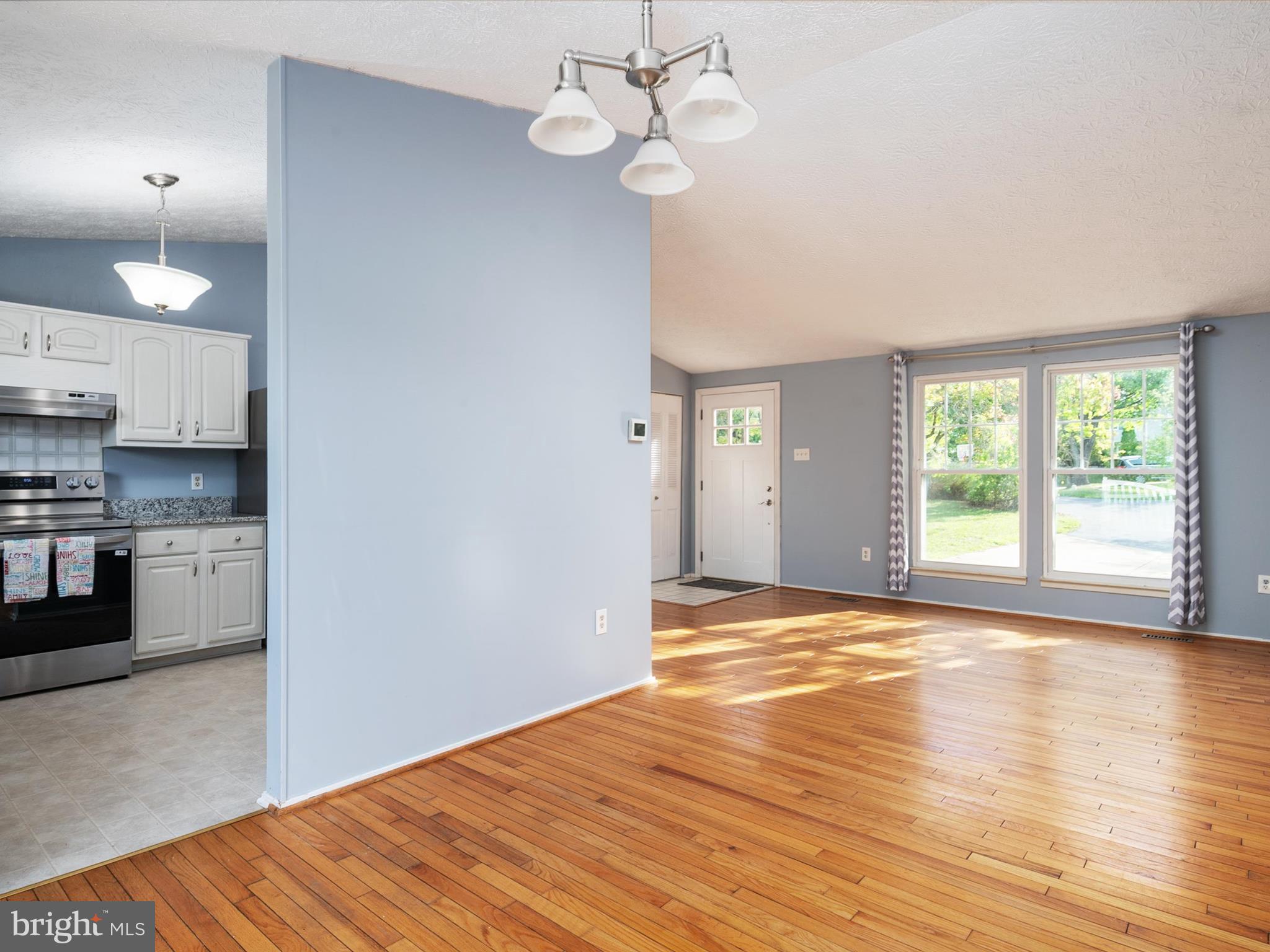 282 Raintree Drive Arnold, MD 21012 - Photo 8 of 44 Gallery Image 8
