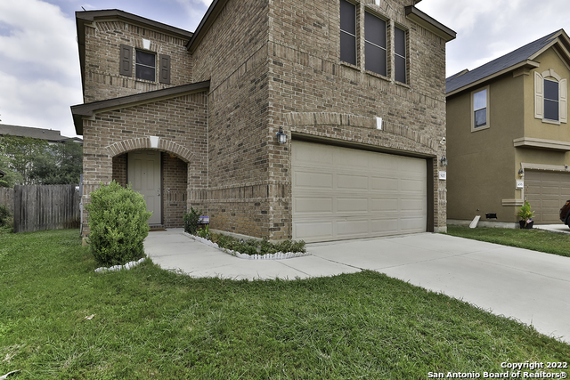 500 Granite Mist Universal City, TX 78148 - Photo 2 of 22