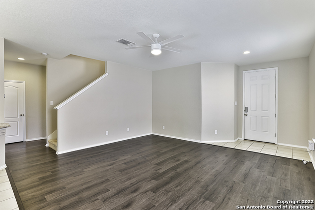 500 Granite Mist Universal City, TX 78148 - Photo 4 of 22