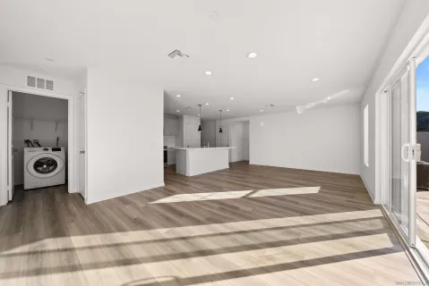 $629,900 | 20075 Sanquinella Circle, Riverside, CA 92507