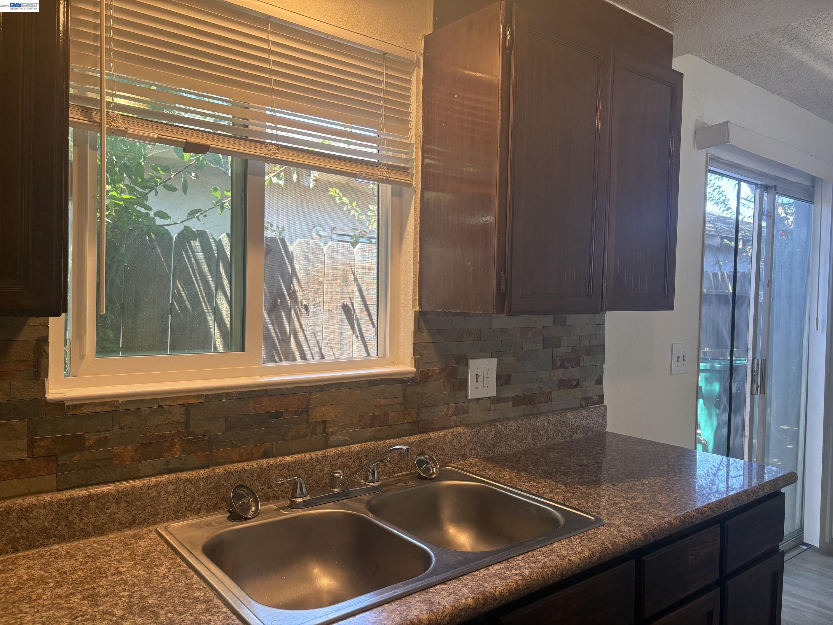 722 East Swain Road Stockton, CA 95207 - Photo 13 of 19