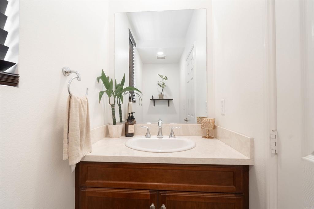 2860 Athens Road, Unit 6 Chula Vista, CA 91915 - Photo 7 of 23