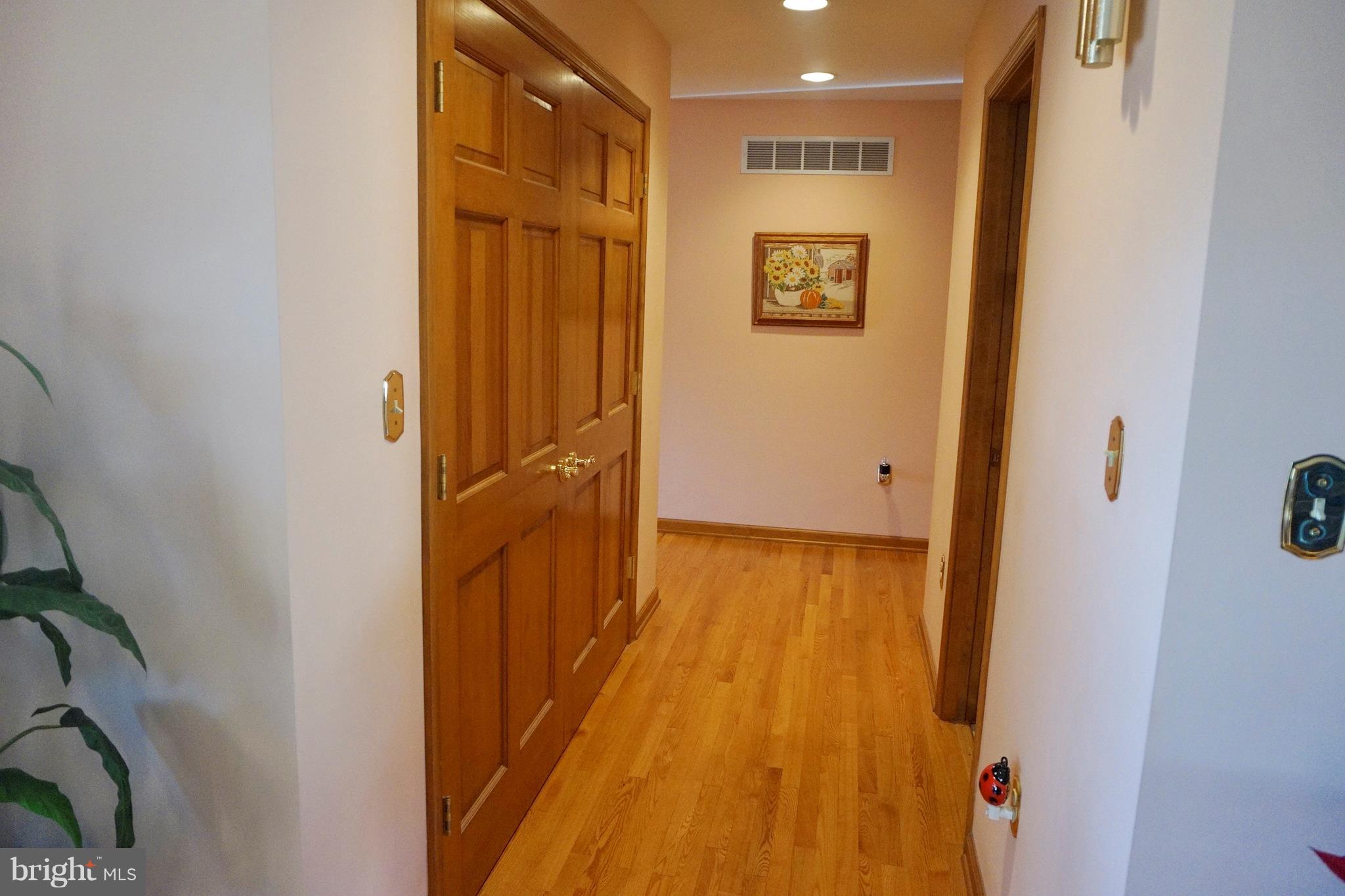 2395 McDowell Road Bridgeville, DE 19933 - Photo 42 of 76 Wide hallways.