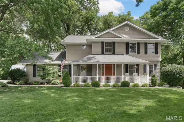 $529,900 | 5 Wolf Creek Court, St. Peters, MO 63376