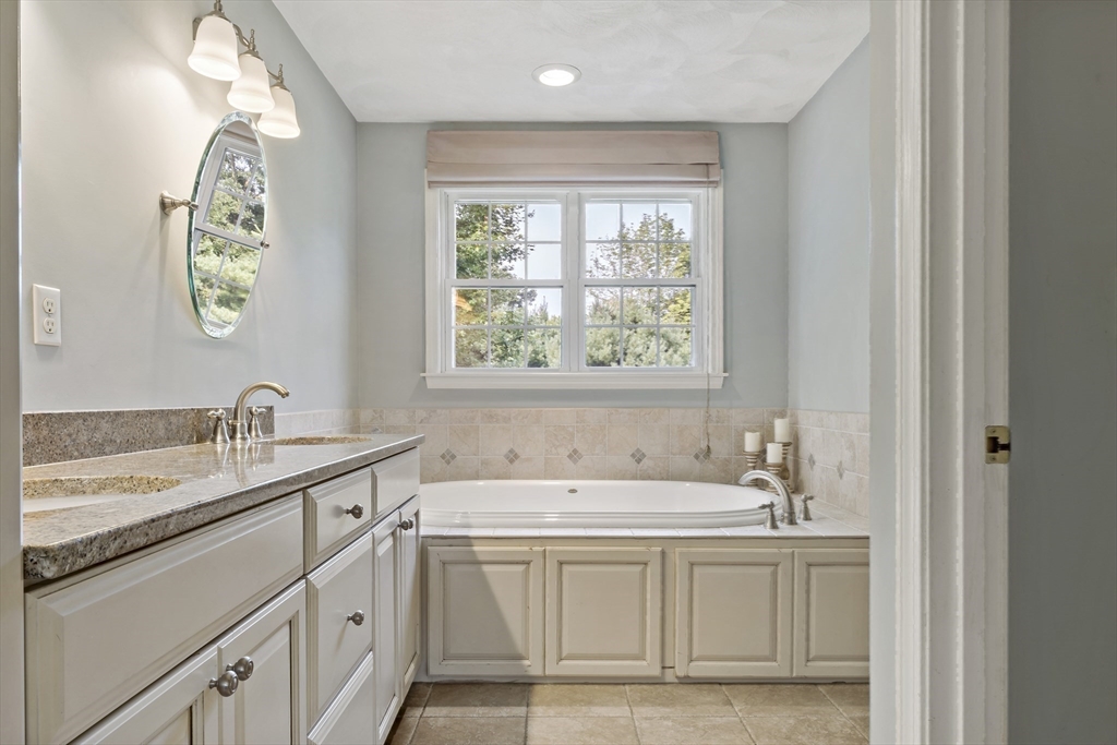 2 Round Farm Road Rehoboth, MA 02769 - Photo 18 of 35 Gallery Image 18