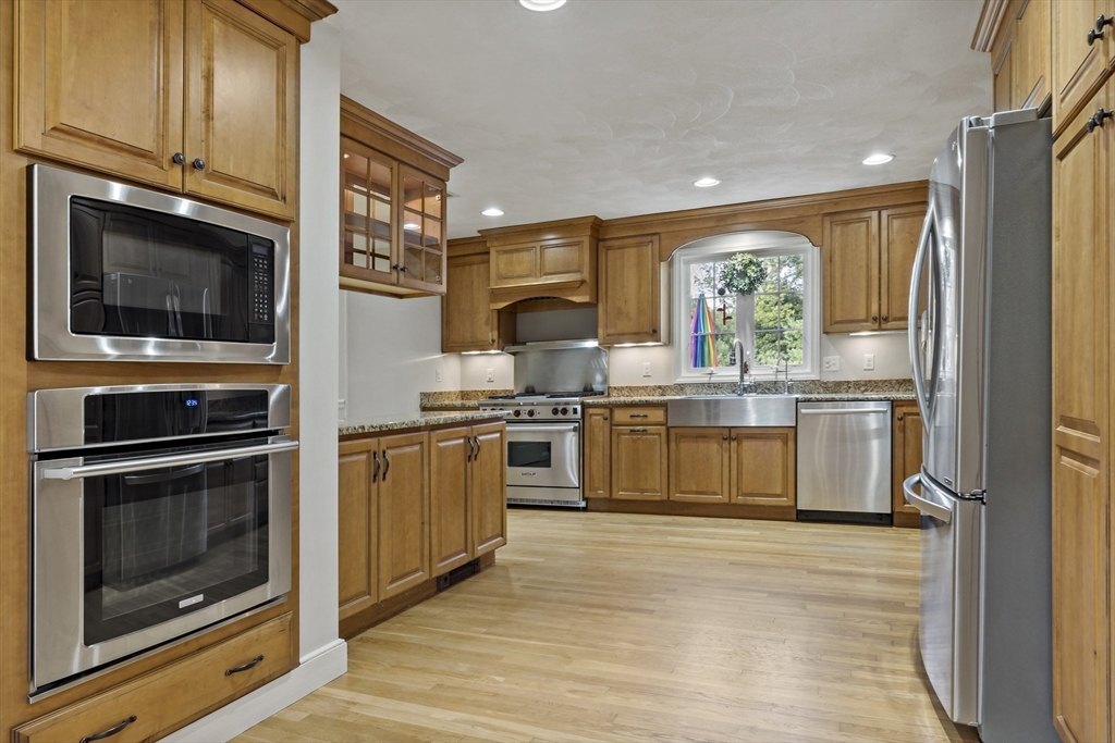 2 Round Farm Road Rehoboth, MA 02769 - Photo 5 of 35 Gallery Image 5