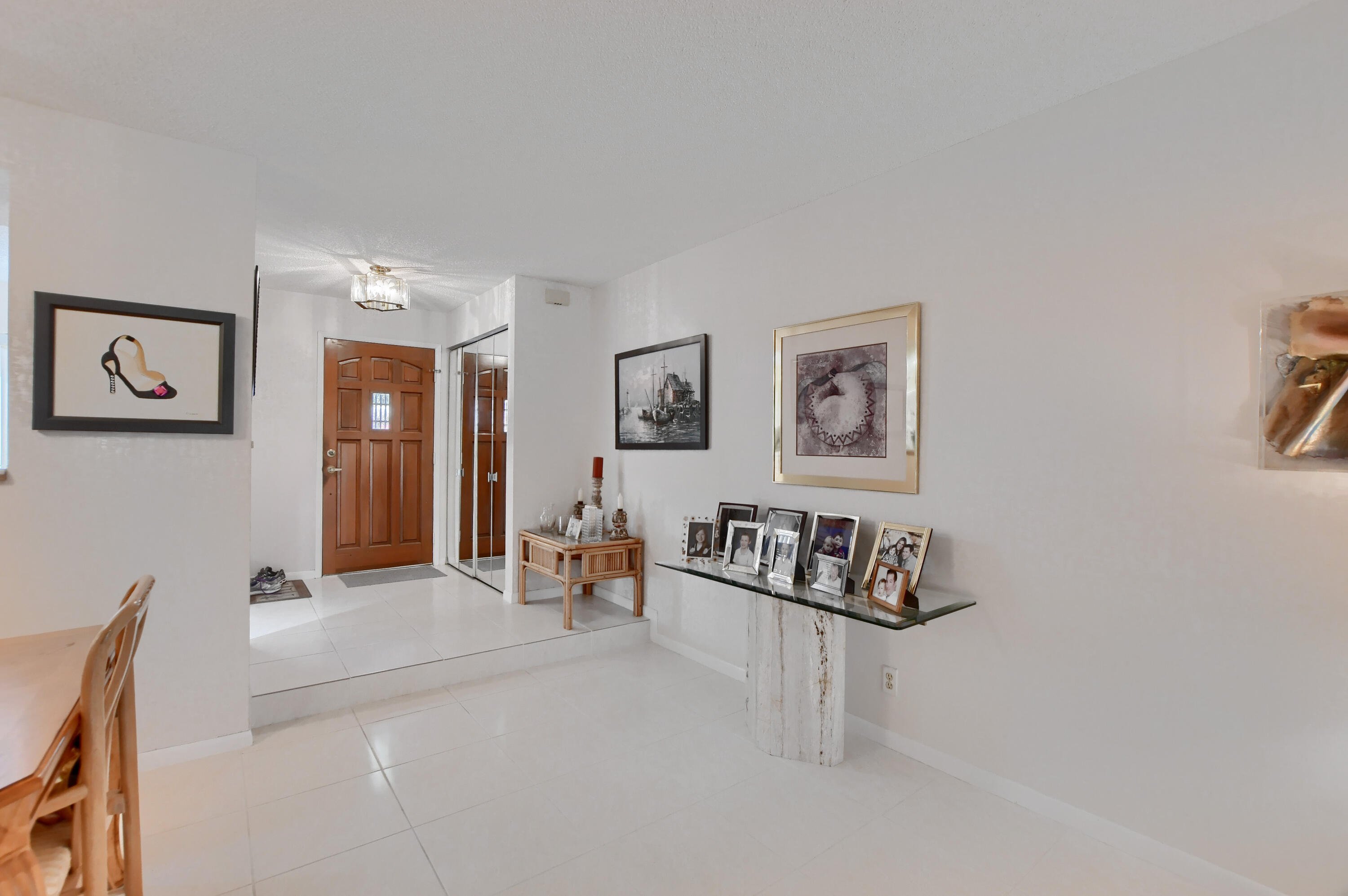 7834 La Mirada Drive, Unit 7834 Boca Raton, FL 33433 - Photo 6 of 32 foyer