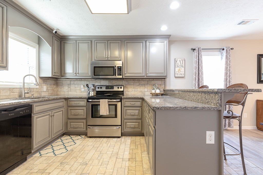7838 Lloyd Road Columbus, GA 31909 - Photo 8 of 30 Gallery Image 8