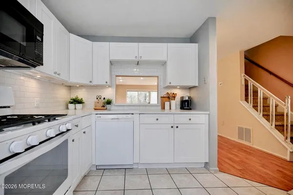 $2,800 | 28 Morgan Place, Unit 28, East Brunswick, NJ 08816