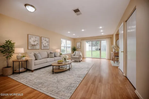 $2,800 | 28 Morgan Place, Unit 28, East Brunswick, NJ 08816