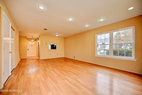 $2,800 | 28 Morgan Place, Unit 28, East Brunswick, NJ 08816