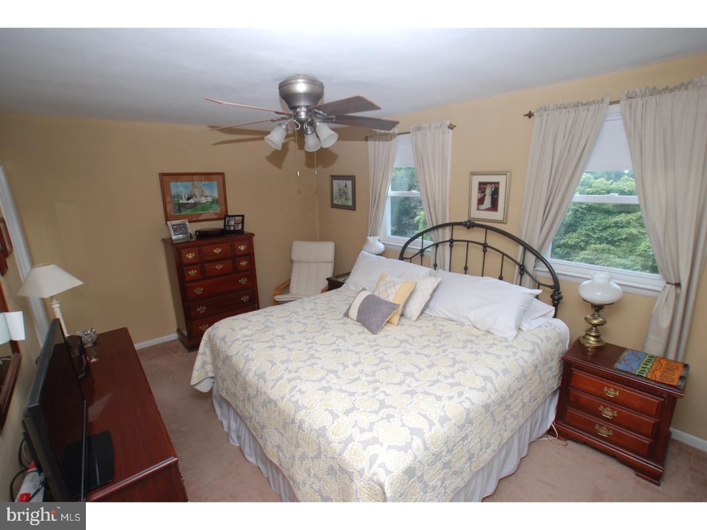 7340 Hill Road Philadelphia, PA 19128 - Photo 14 of 24 Bedroom - Main