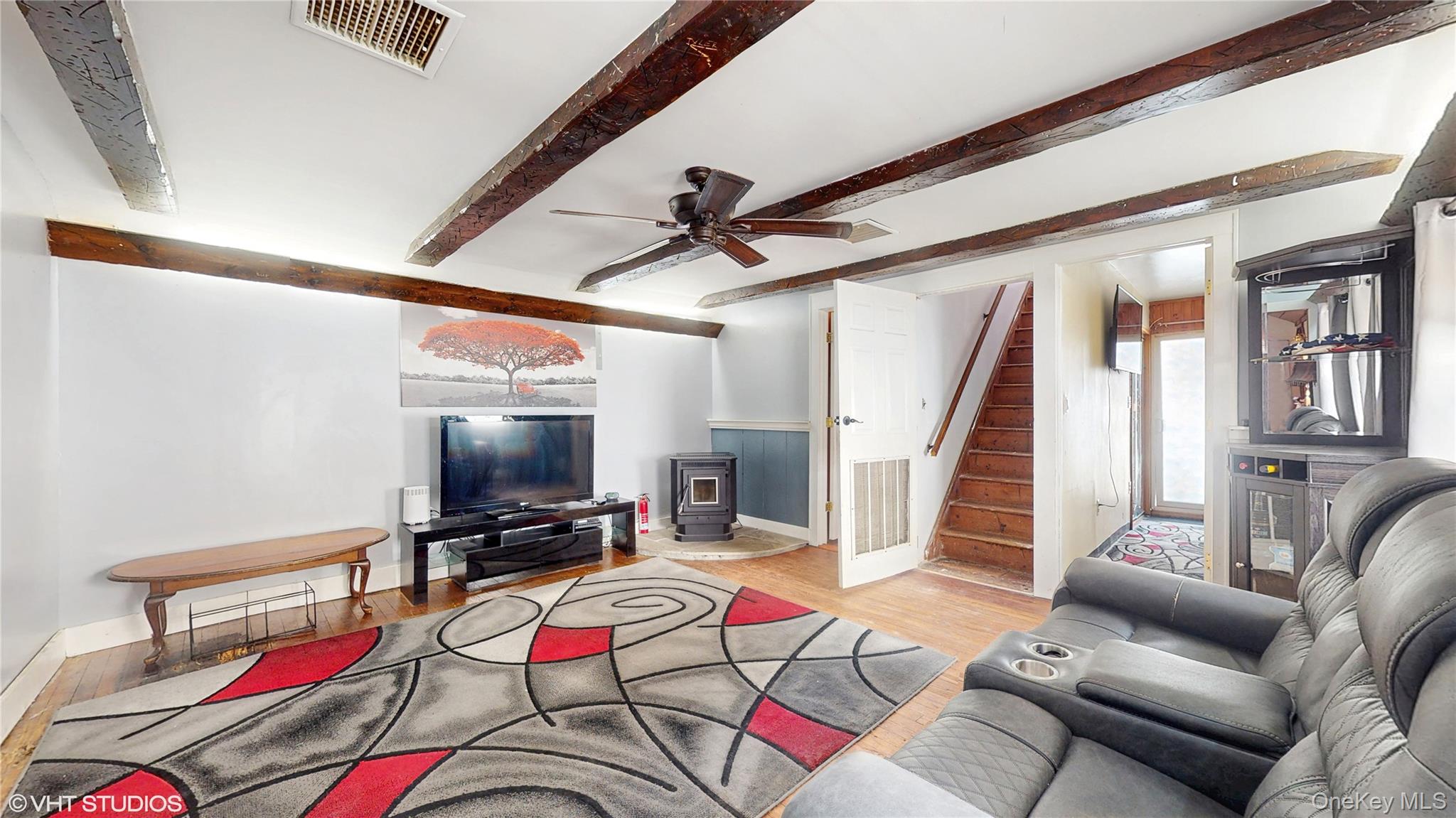 D132 Edgewater, Unit D Bronx, NY 10465 - Photo 3 of 15