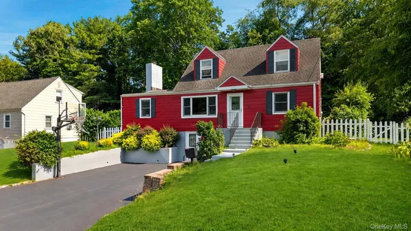 $3,600 | 9 Cross Lane, Cortlandt Manor, NY 10567