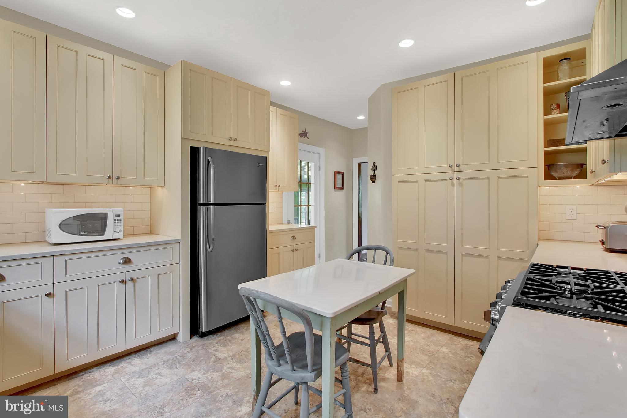 1075 Ebert Road Coopersburg, PA 18036 - Photo 3 of 36 Kitchen