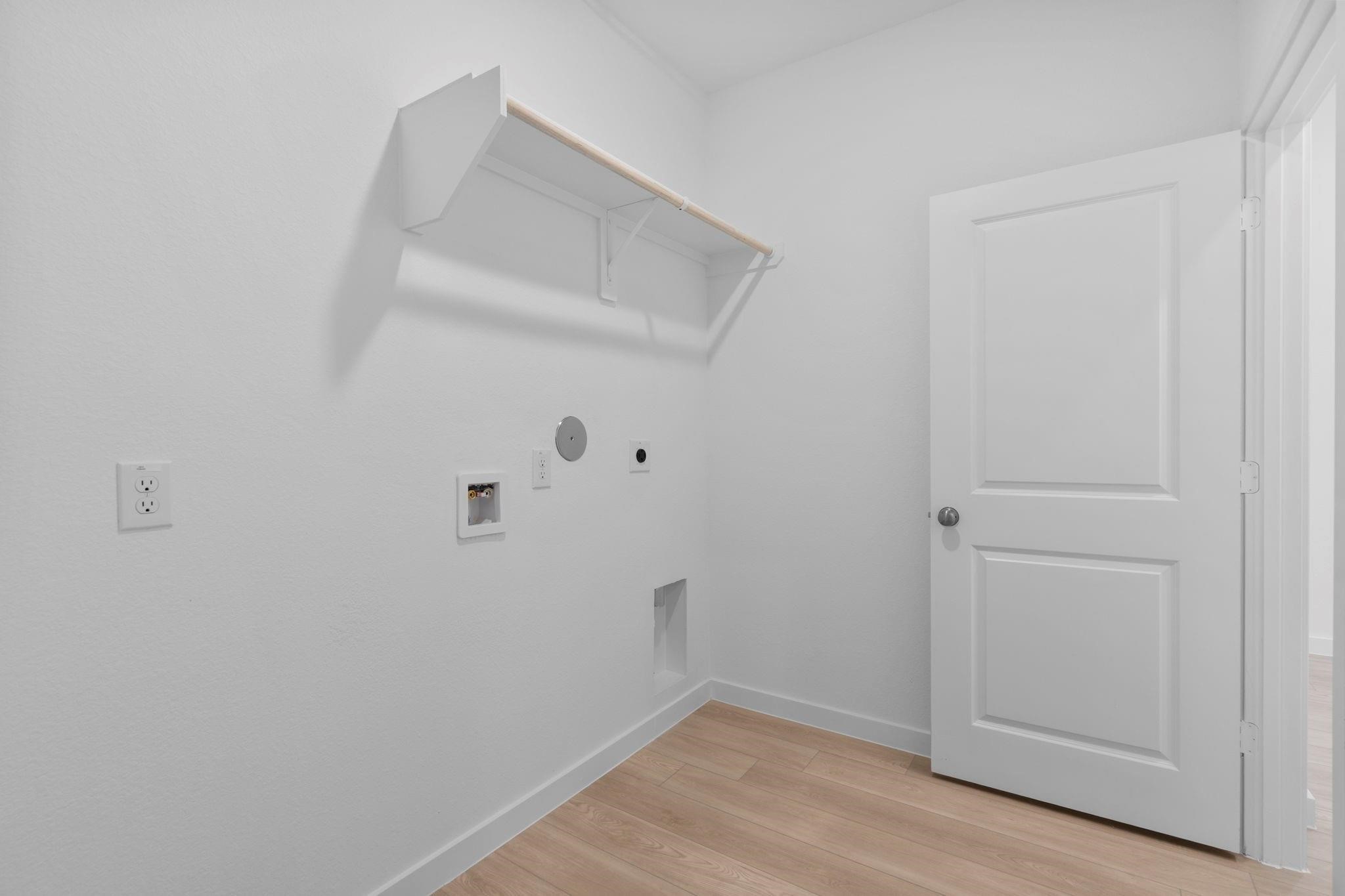 2716 Pine Bluff Drive Rosenberg, TX 77469 - Photo 20 of 32 a view of small space