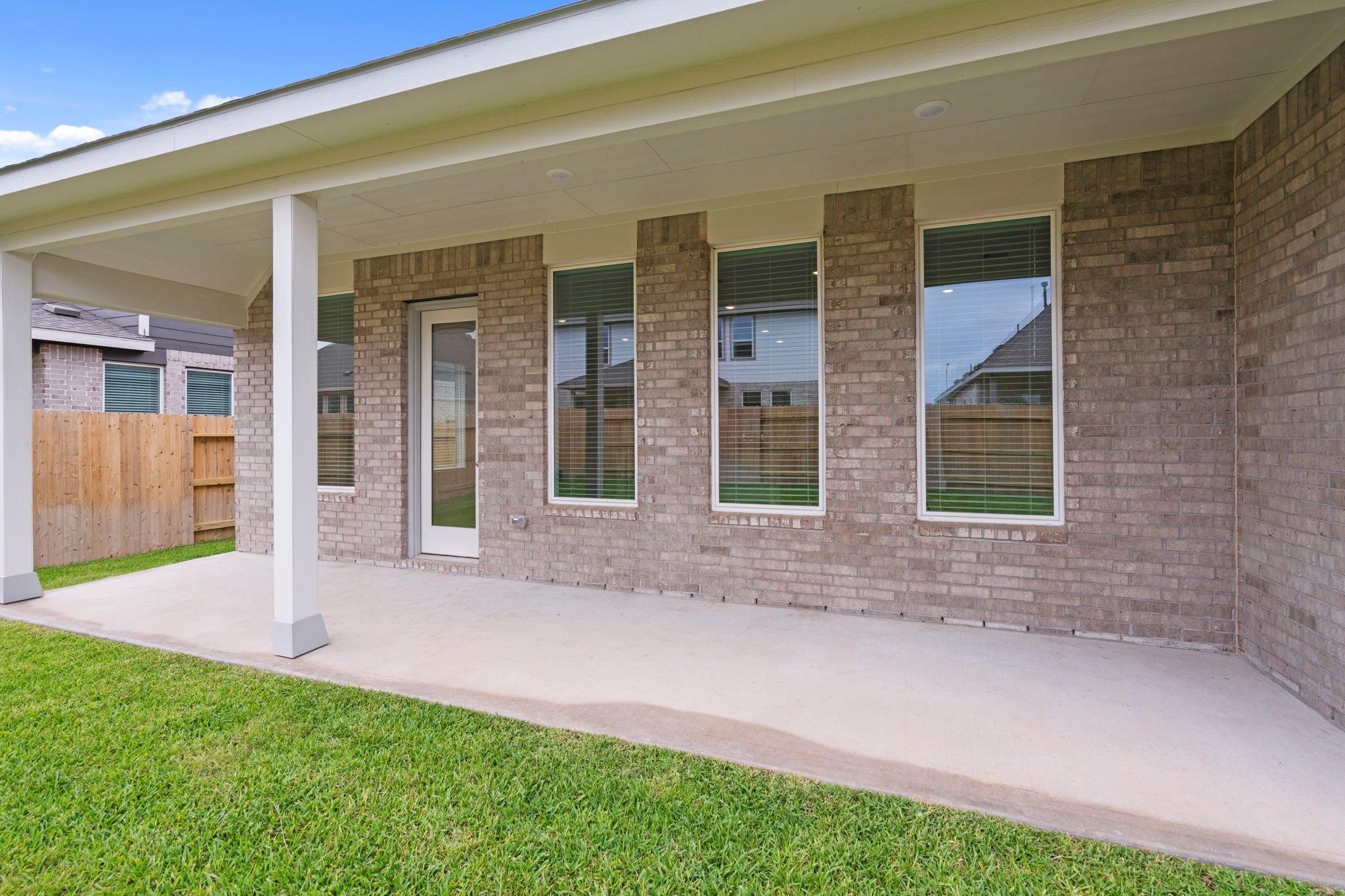 2716 Pine Bluff Drive Rosenberg, TX 77469 - Photo 28 of 32 a view of front door of house with yard