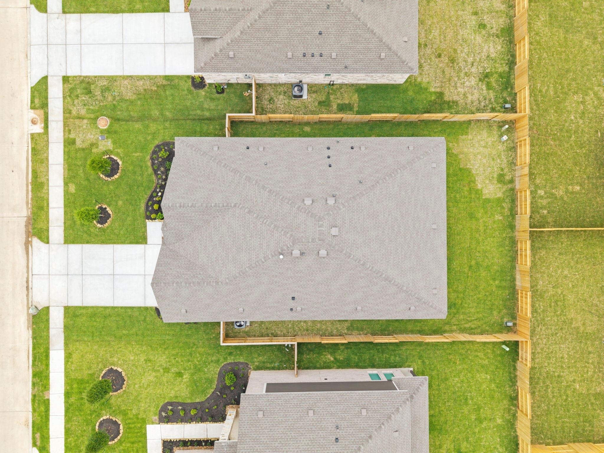 2716 Pine Bluff Drive Rosenberg, TX 77469 - Photo 30 of 32 a view of a back yard