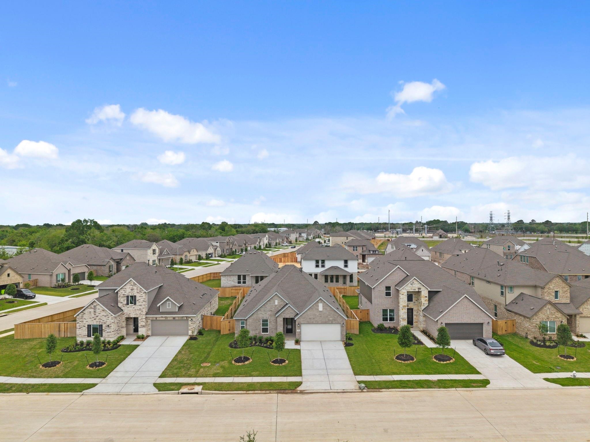 2716 Pine Bluff Drive Rosenberg, TX 77469 - Photo 4 of 32 a view of a city