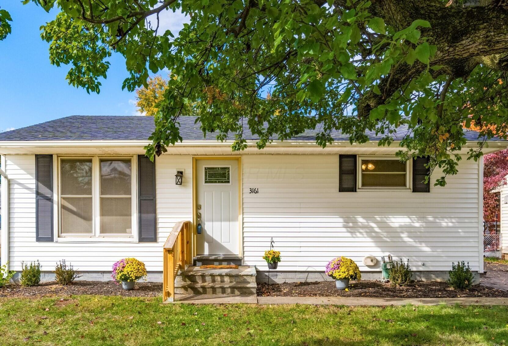 3161 Lewis Road Columbus, OH 43207 - Photo 1 of 36 3151