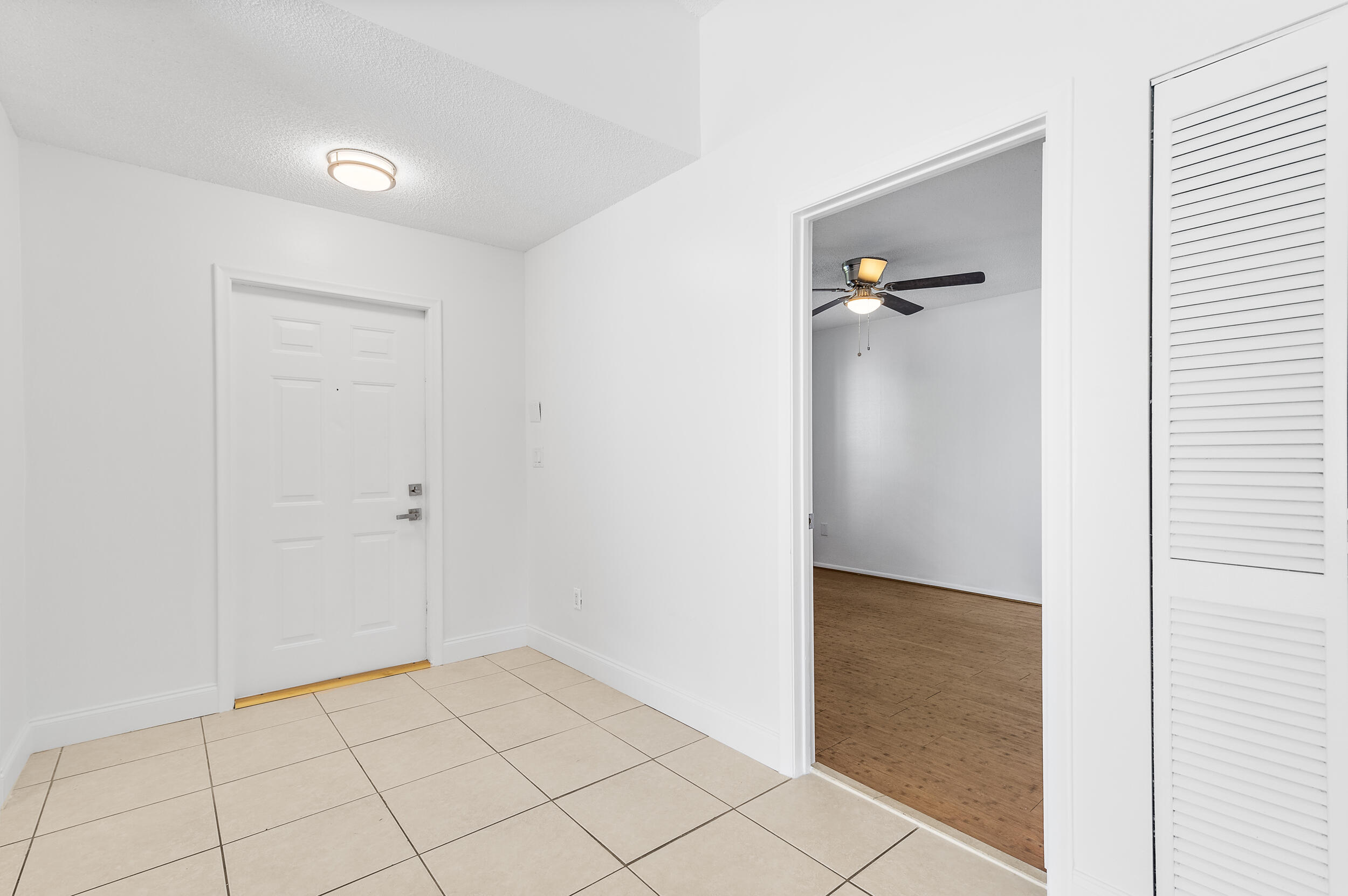 23320 Southwest 58th Avenue, Unit B Boca Raton, FL 33428 - Photo 11 of 40 1__dsc4358