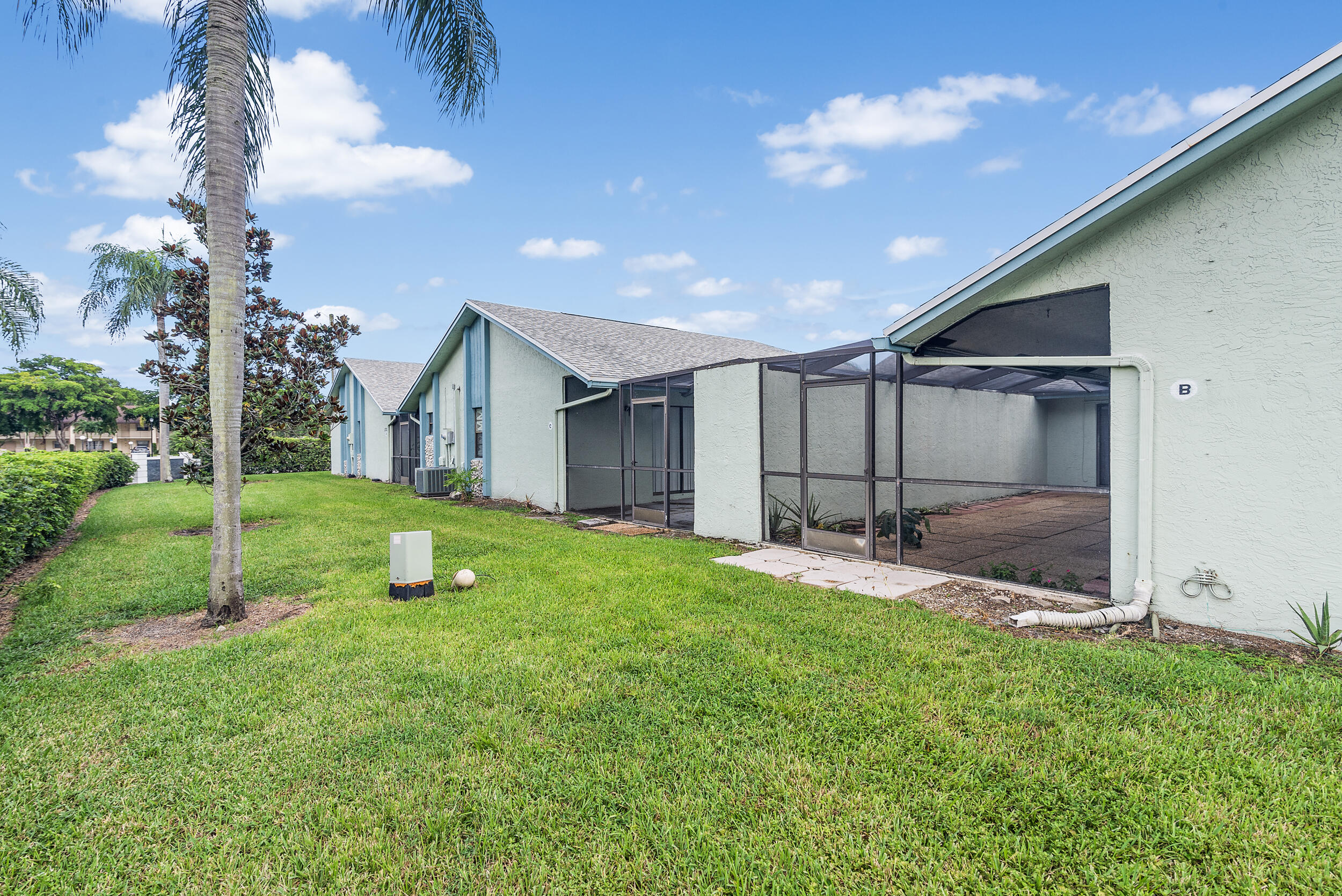 23320 Southwest 58th Avenue, Unit B Boca Raton, FL 33428 - Photo 7 of 40 33__dsc4523