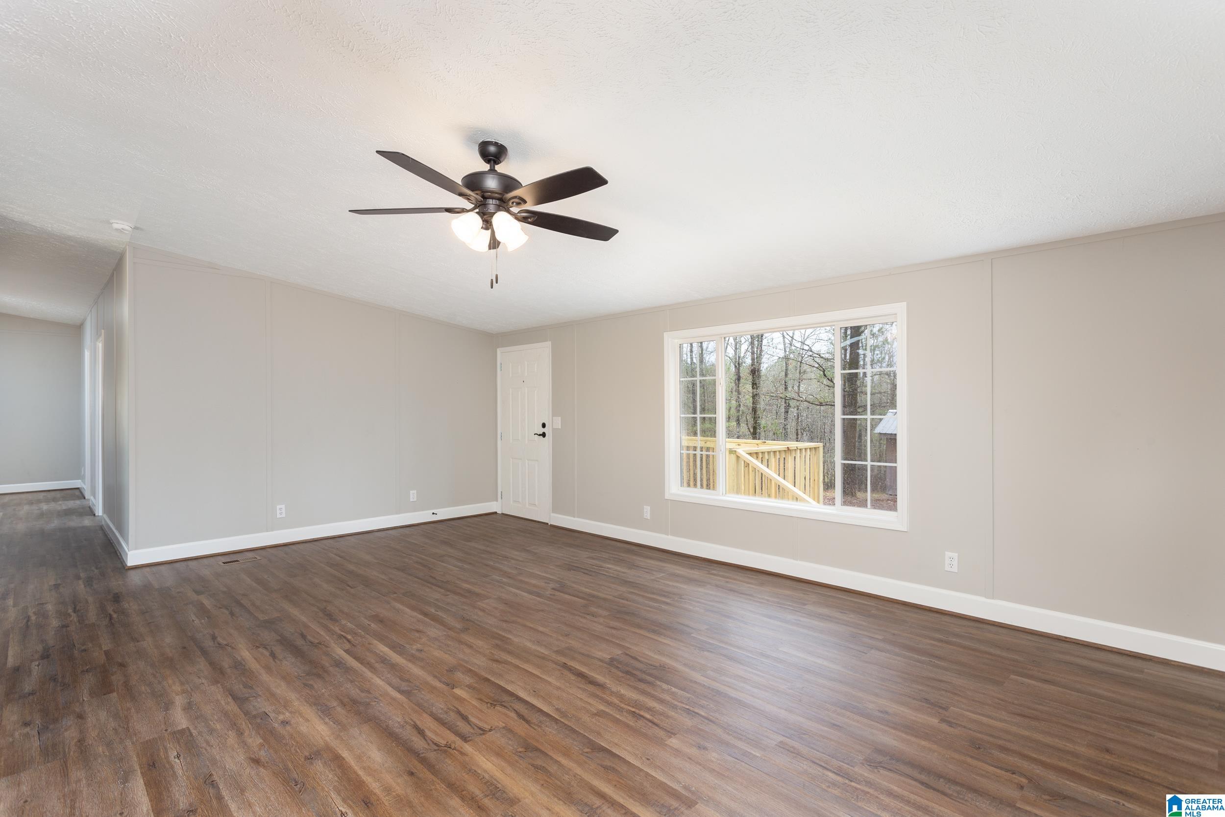 479 Old Creek Road Ohatchee, AL 36271 - Photo 7 of 38