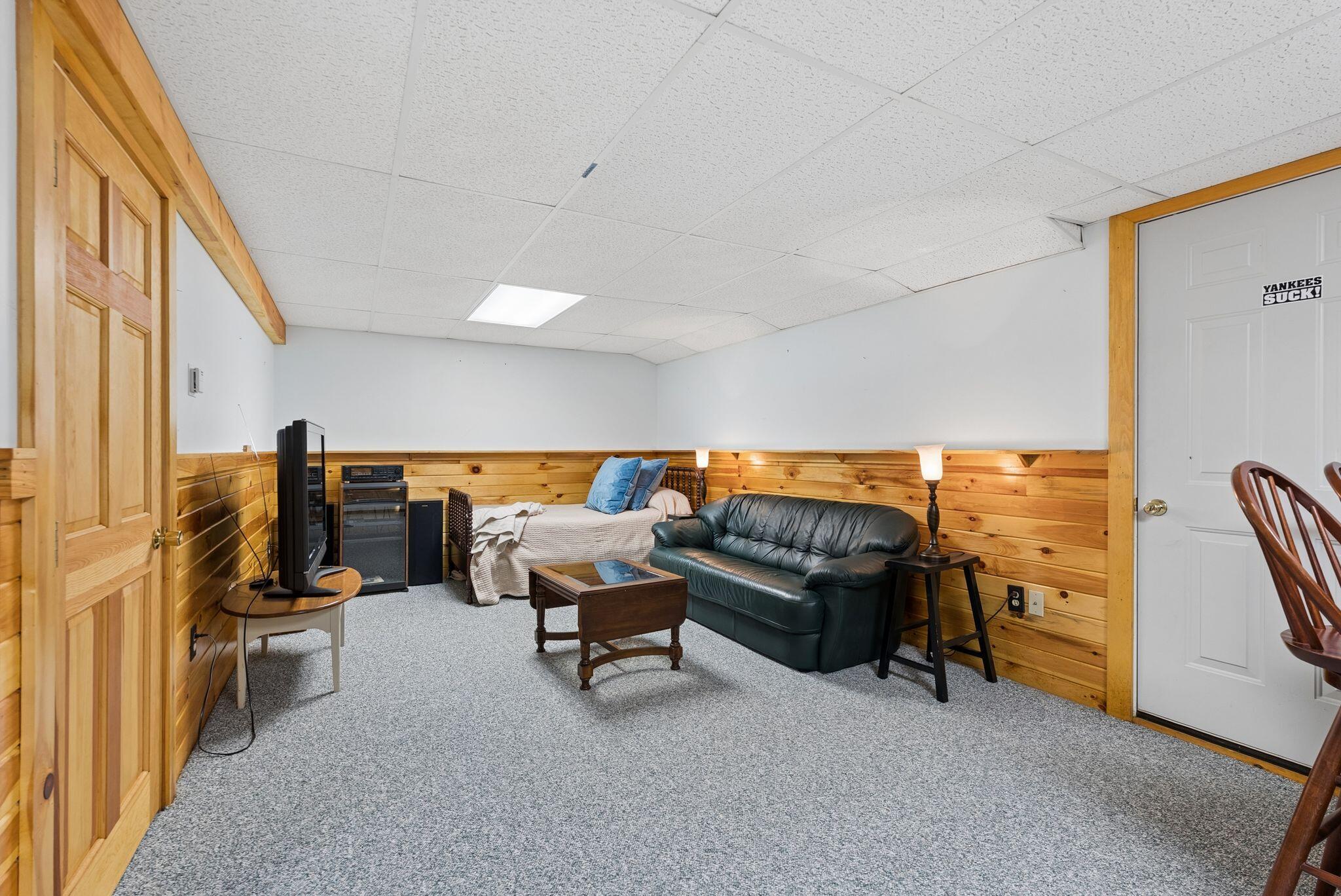 29 Beach Road Naples, ME 04055 - Photo 23 of 43 23