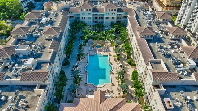 $5,600 | 99 Southeast Mizner Boulevard, Unit 823, Boca Raton, FL 33432
