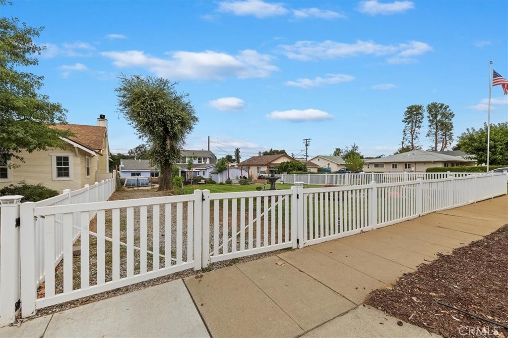 737 Edgar Avenue Beaumont, CA 92223 - Photo 39 of 43 a view of city from balcony