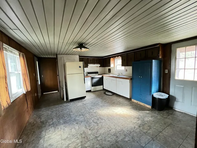 $135,000 | 68 Heath Road, Corinth, NY 12822