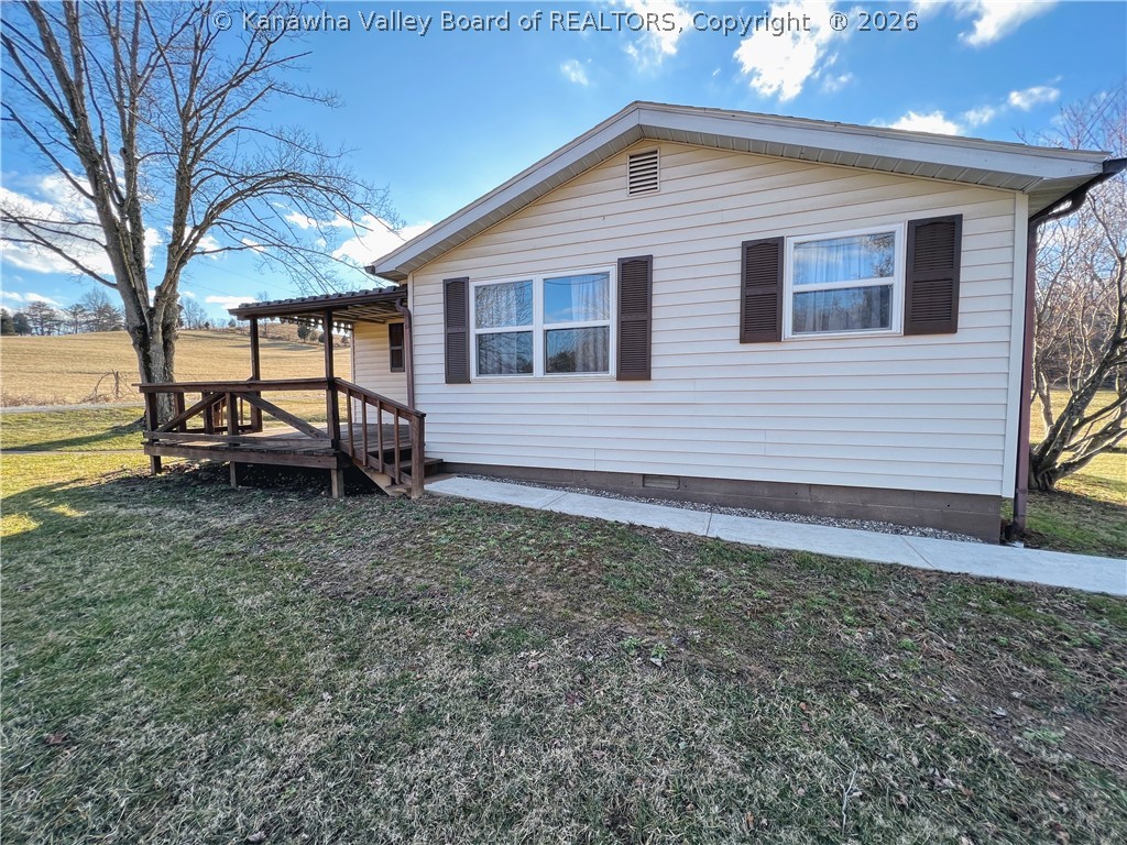 4682 Greer Road Point Pleasant, WV 25550 - Photo 4 of 35 Gallery Image 4