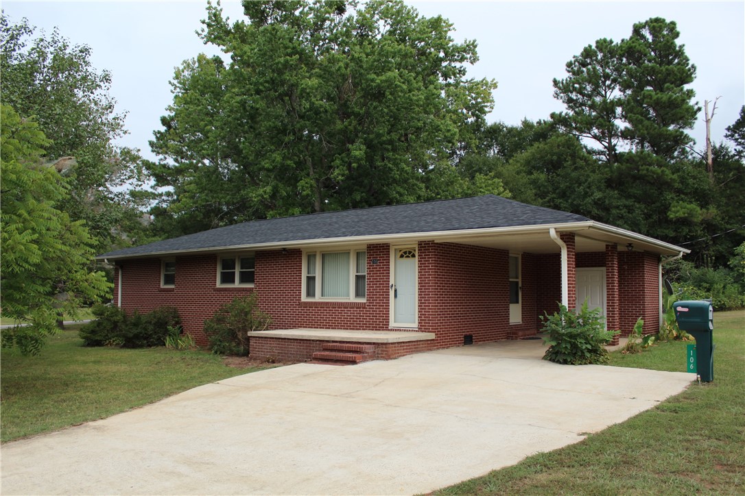 106 Pine Grove Road Anderson, SC 29624 - Photo 1 of 17
