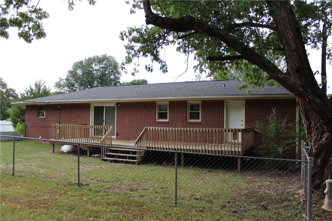 106 Pine Grove Road Anderson, SC 29624 - Photo 16 of 17