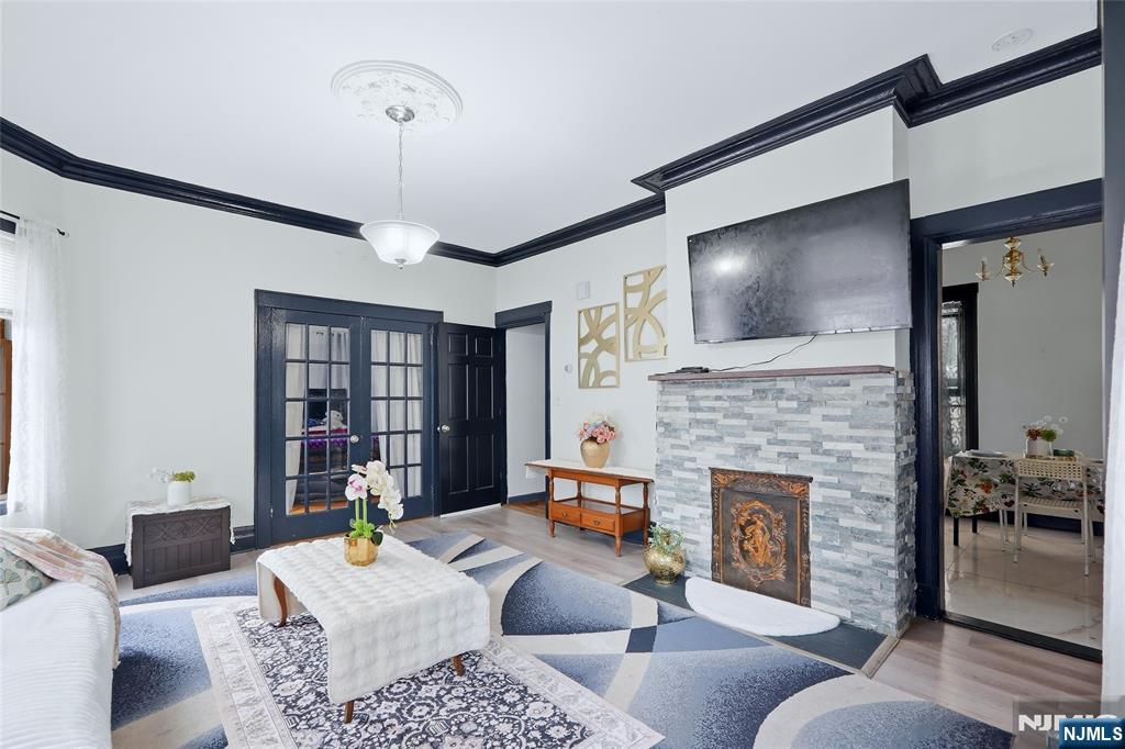 Gallery Image 7