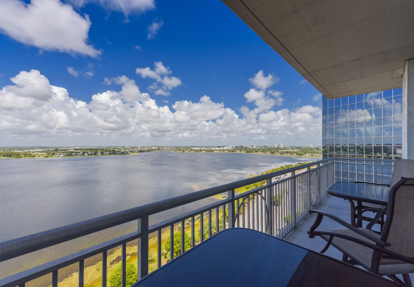 300 South Australian Avenue, Unit 1106 West Palm Beach, FL 33401 - Photo 12 of 26 300 S Australian Ave Unit 1507-large-007