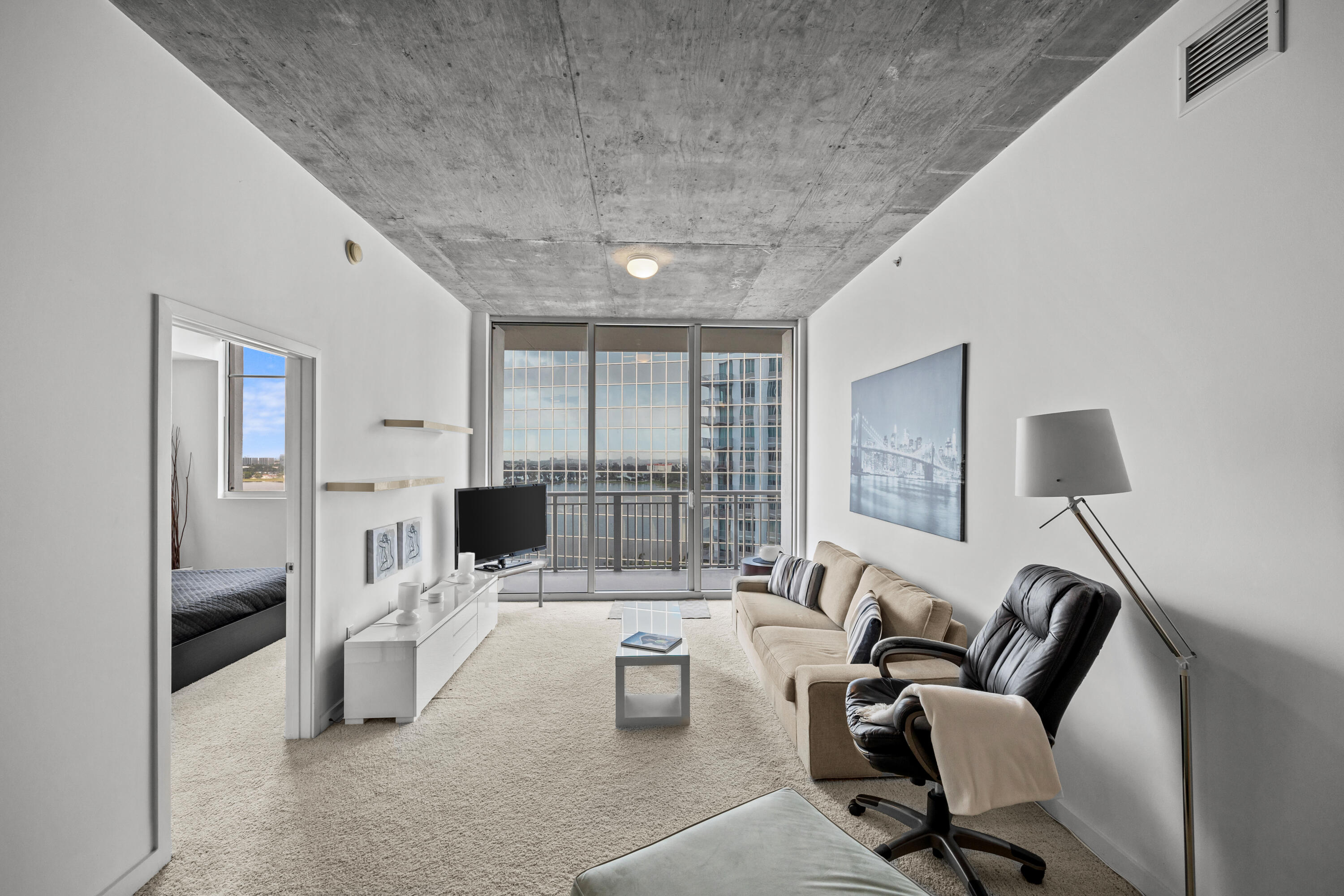 300 South Australian Avenue, Unit 1106 West Palm Beach, FL 33401 - Photo 3 of 26 1106