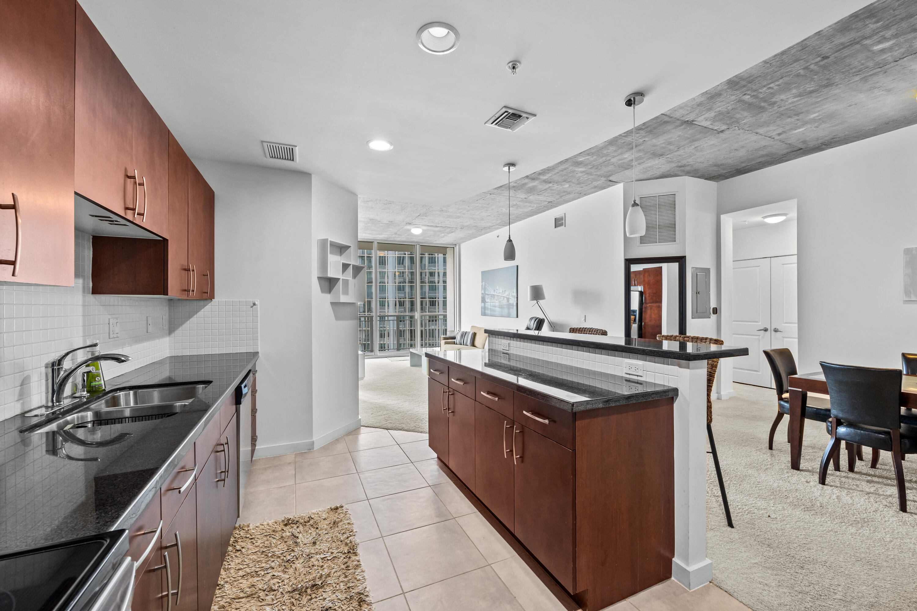 300 South Australian Avenue, Unit 1106 West Palm Beach, FL 33401 - Photo 7 of 26 366A0014-57