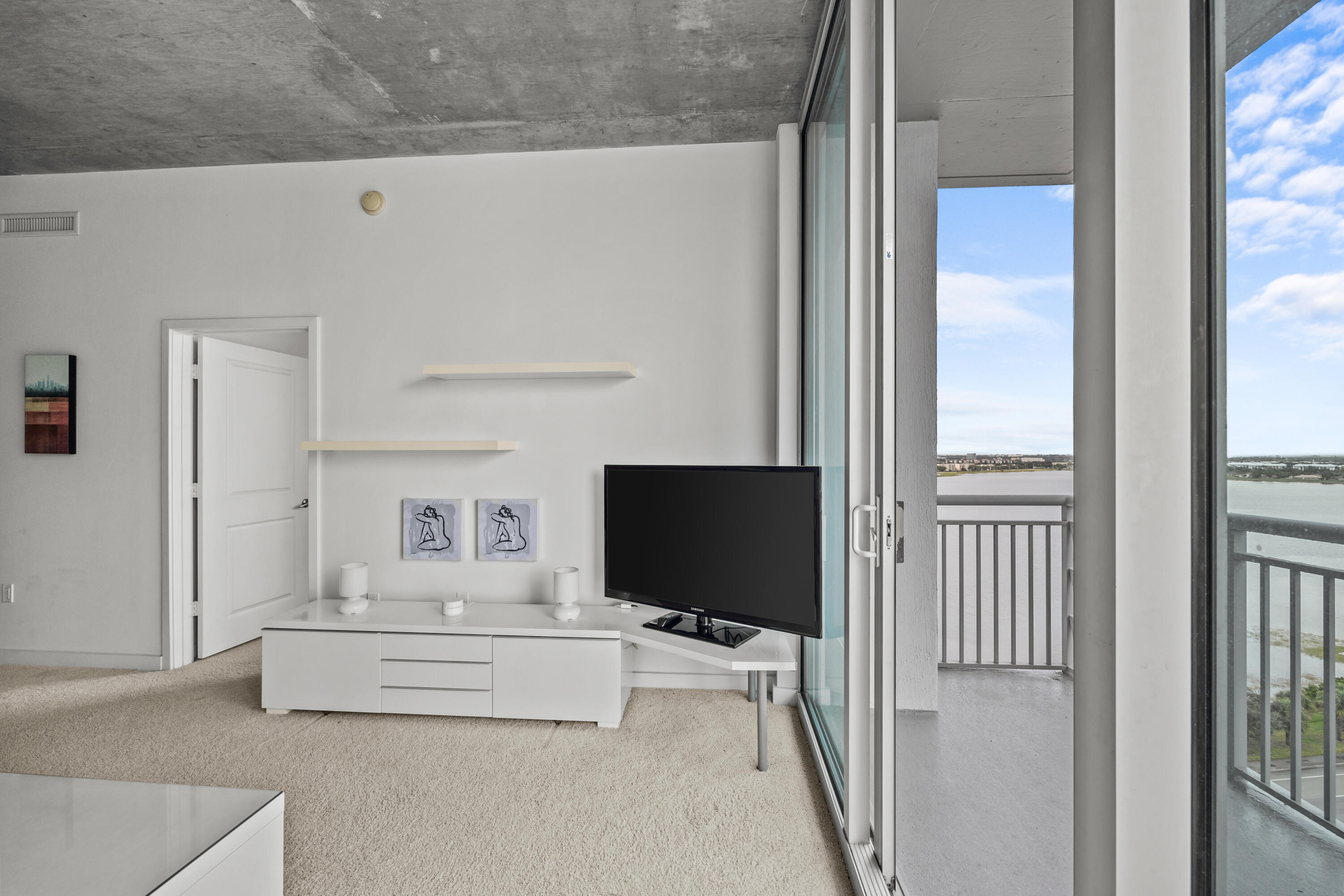 300 South Australian Avenue, Unit 1106 West Palm Beach, FL 33401 - Photo 8 of 26 366A0029-72