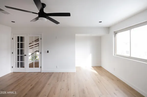 a close view of sink and tap