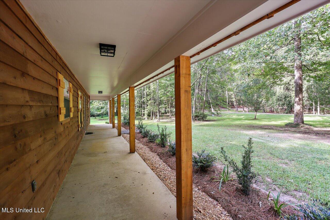 102 Hickory Street Brandon, MS 39042 - Photo 3 of 30 04-102 Hickory St