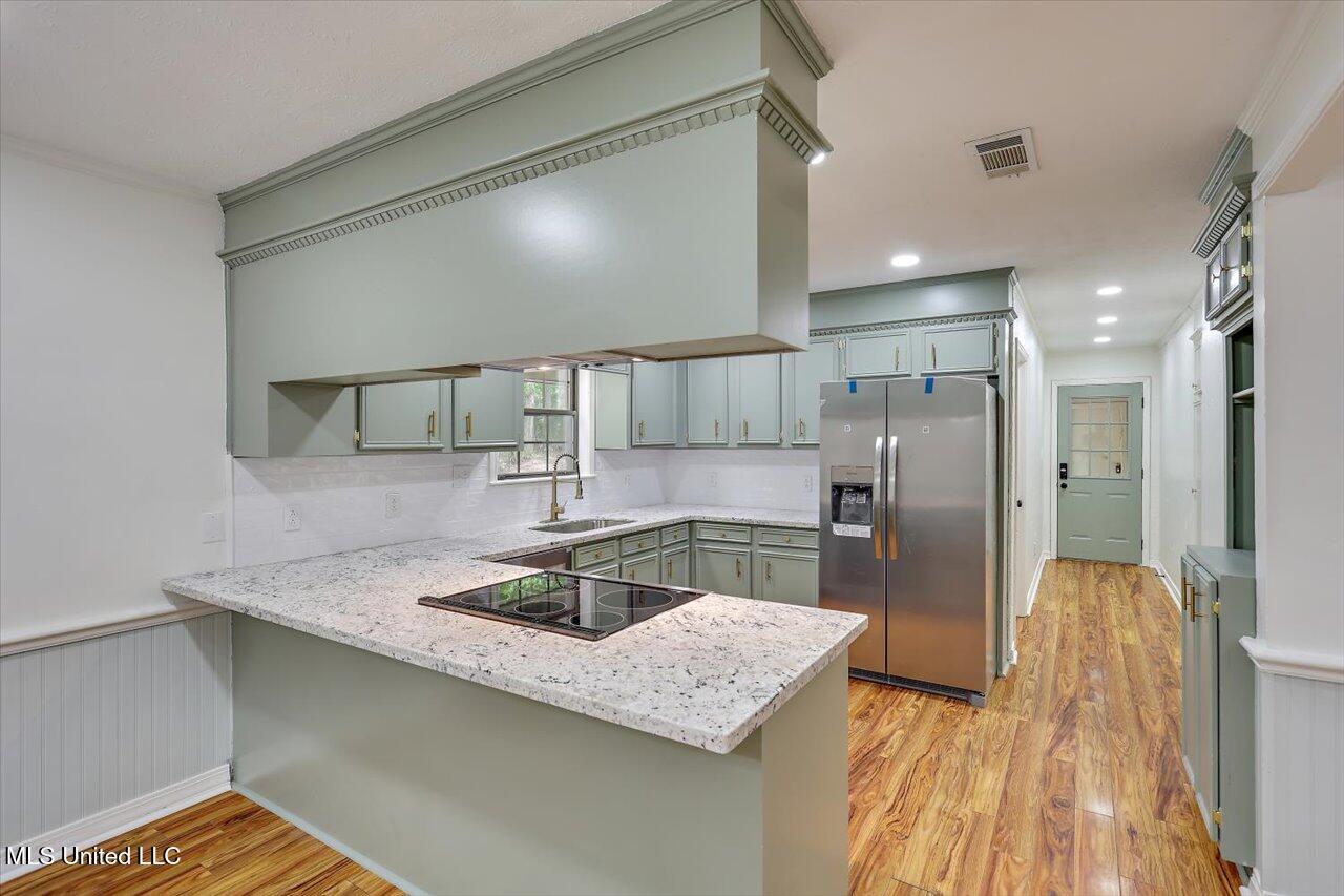 102 Hickory Street Brandon, MS 39042 - Photo 10 of 30 11-102 Hickory St