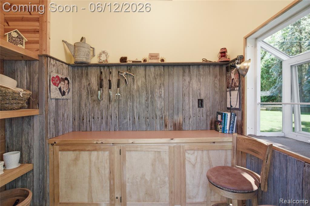 830 Hemingway Road Lake Orion, MI 48362 - Photo 51 of 70