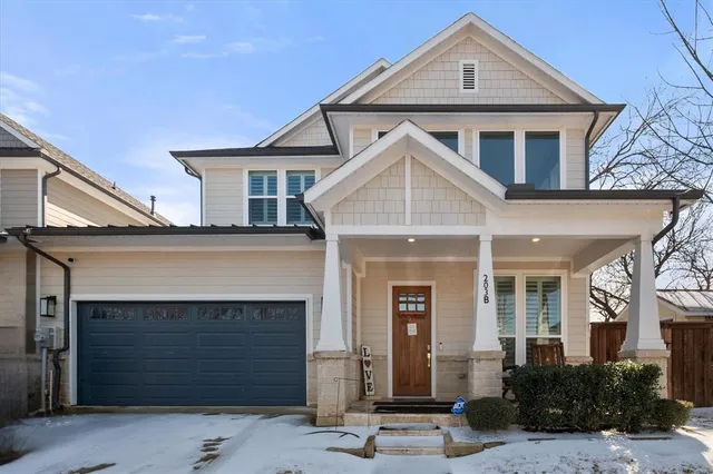 $415,000 | 203 West Kimball Street, Unit B, Mansfield, TX 76063