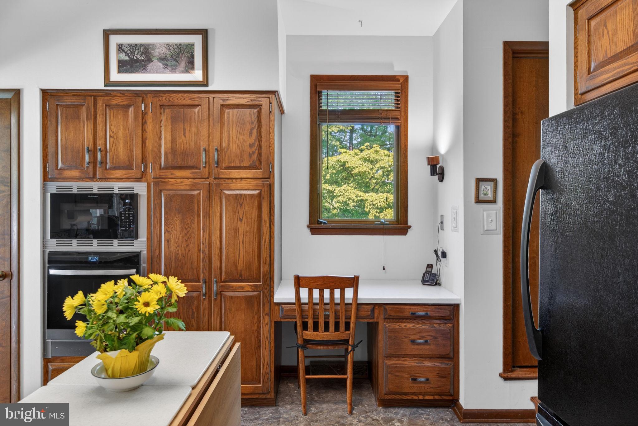 2624 Spring Valley Road Lancaster, PA 17601 - Photo 22 of 71 Kitchen