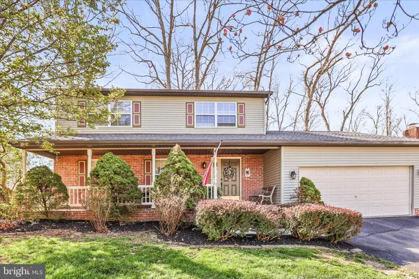 $339,500 | 10 Amanda Avenue, Hanover, PA 17331