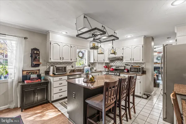 $339,500 | 10 Amanda Avenue, Hanover, PA 17331