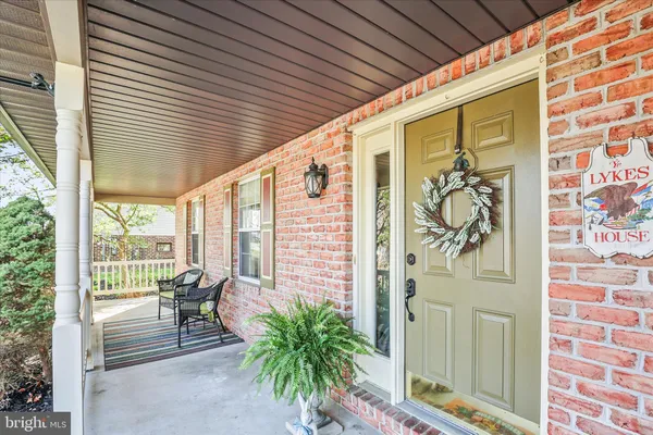 $339,500 | 10 Amanda Avenue, Hanover, PA 17331